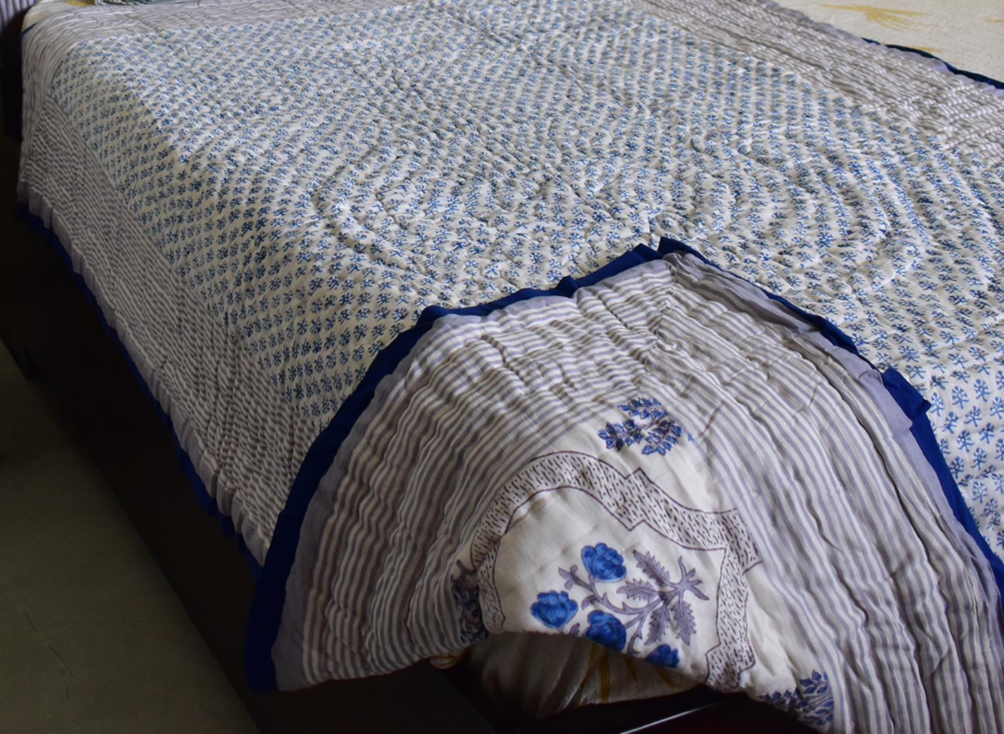 'Delphinium' King Size Quilt