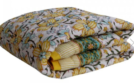 'Daffodil' Baby Quilt