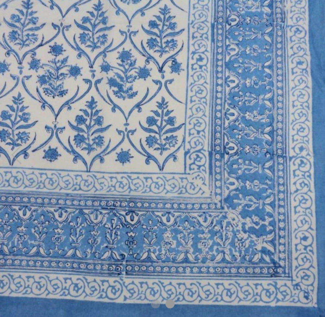 'Lady in Blue (Ivory)' Tablecloth