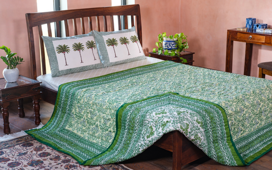 'Gracious Green' Queen Size Quilt