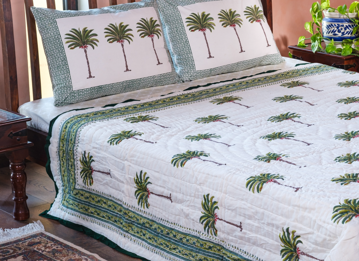 'Green Palms' Single Size Quilt