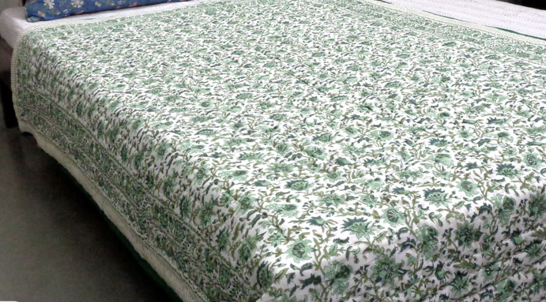 'Emerald Sea' Queen Size Quilt