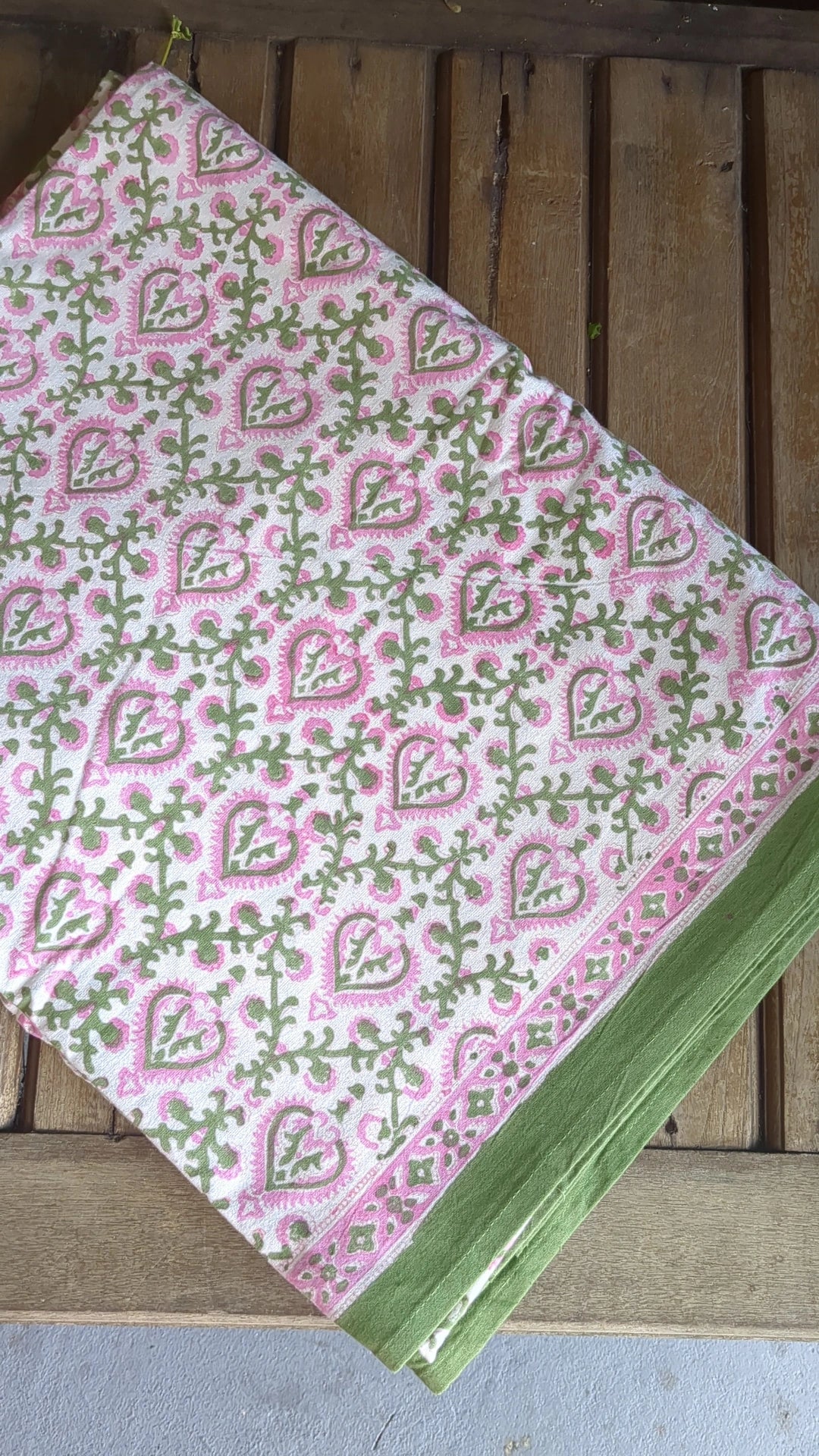 'Candy Olive' Tablecloth