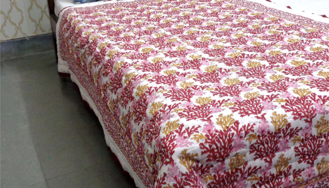 'Coral Dreaming' King Size Quilt