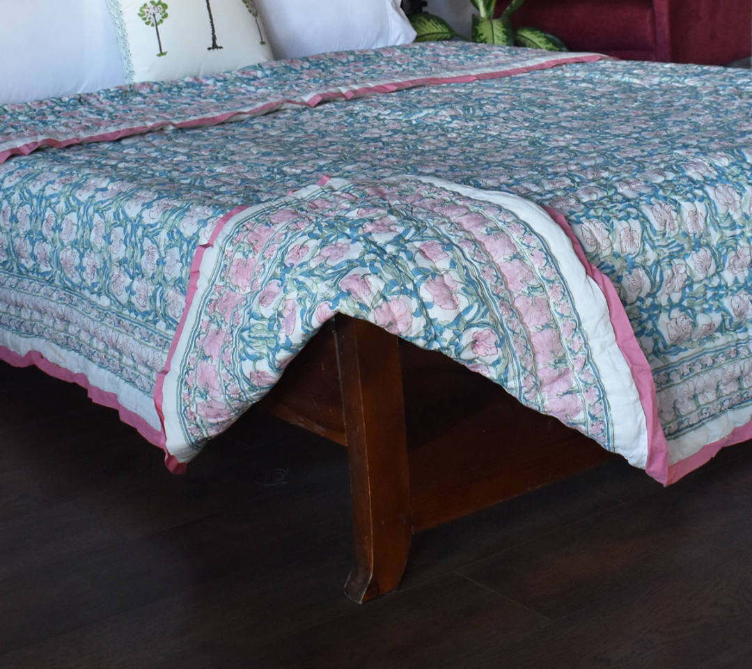 'Bashful Rose' Queen Size Quilt